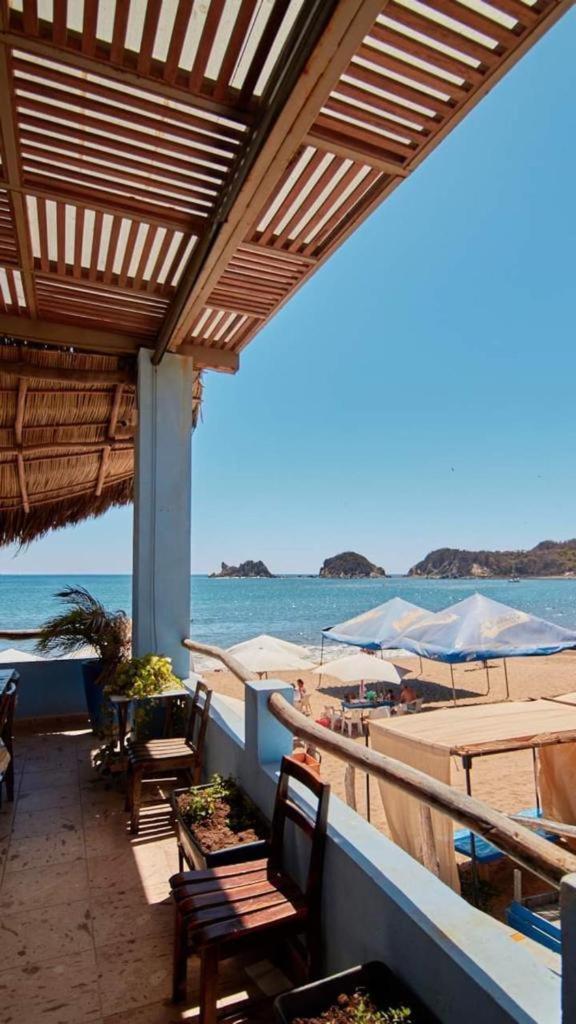 Bungalows Las Hamacas Сан-Патрисио-Мелак Экстерьер фото