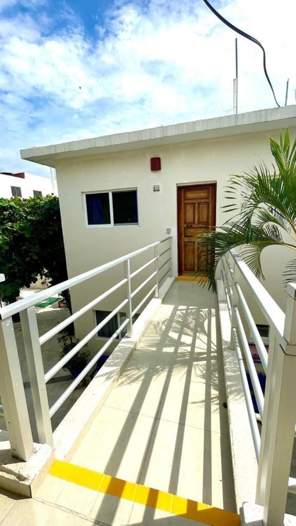 Bungalows Las Hamacas Сан-Патрисио-Мелак Экстерьер фото