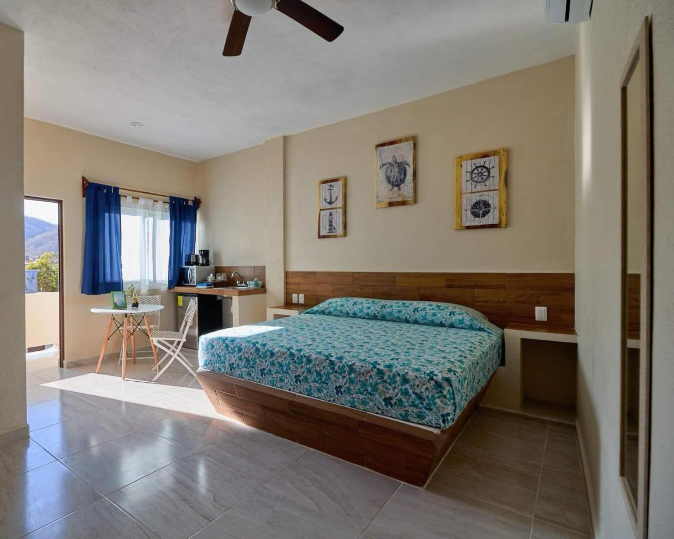 Bungalows Las Hamacas Сан-Патрисио-Мелак Экстерьер фото
